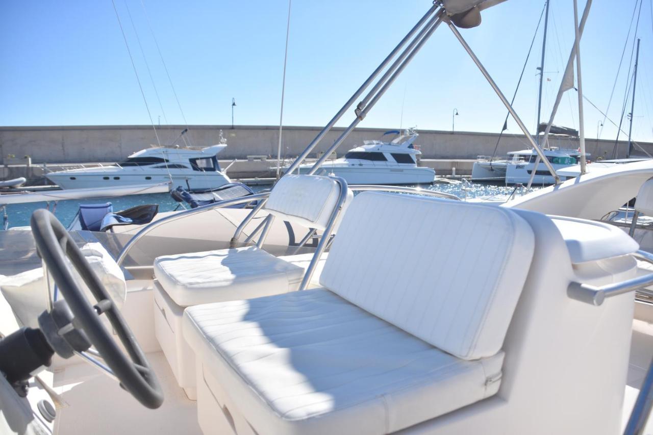 Luxury Yacht Kamikara Hotel San Miguel de Abona Eksteriør billede